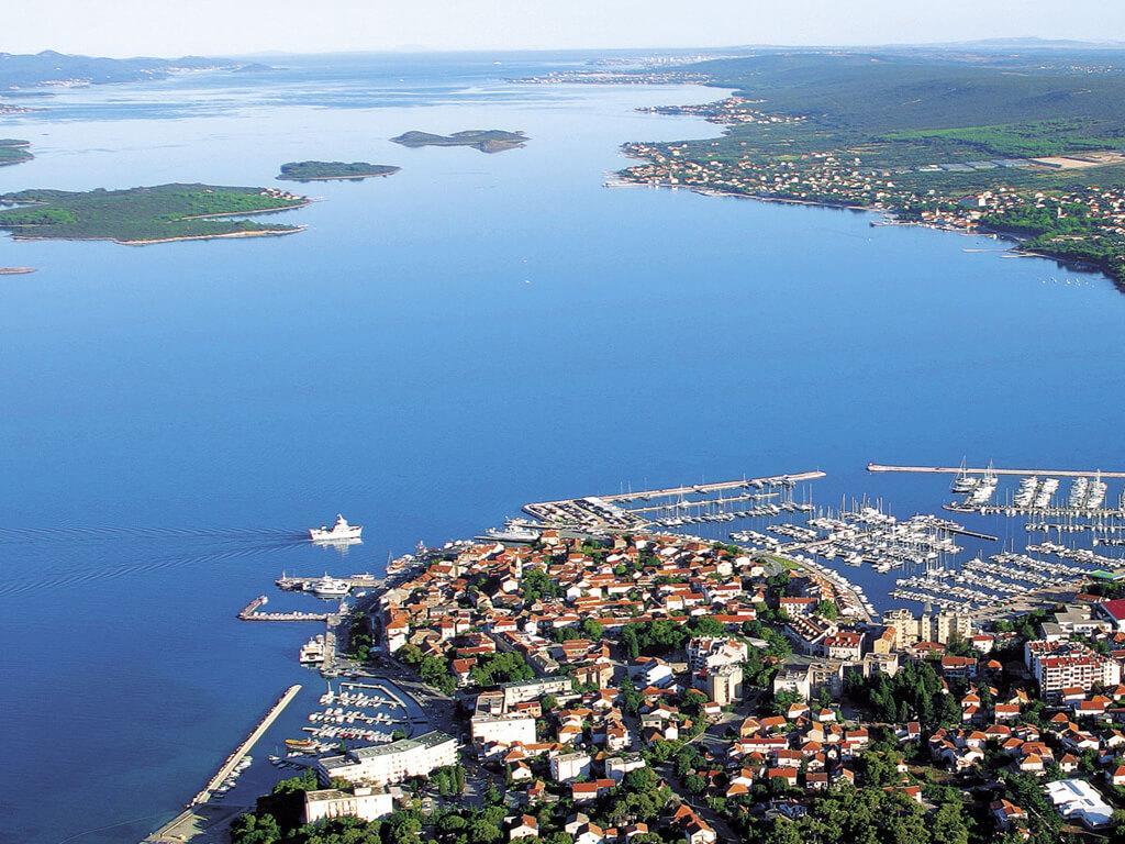 Blue City Apartment'S Repic Biograd Na Moru Buitenkant foto