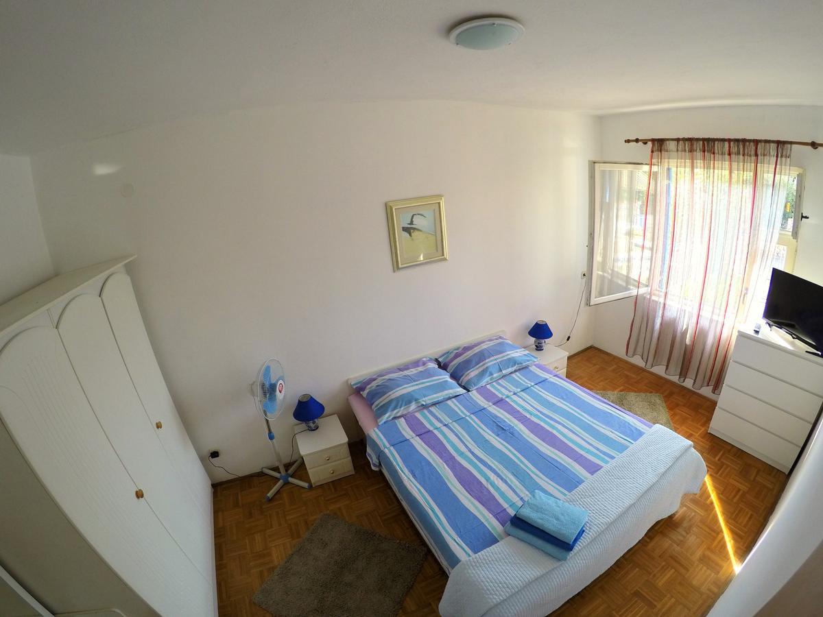 Blue City Apartment'S Repic Biograd Na Moru Buitenkant foto