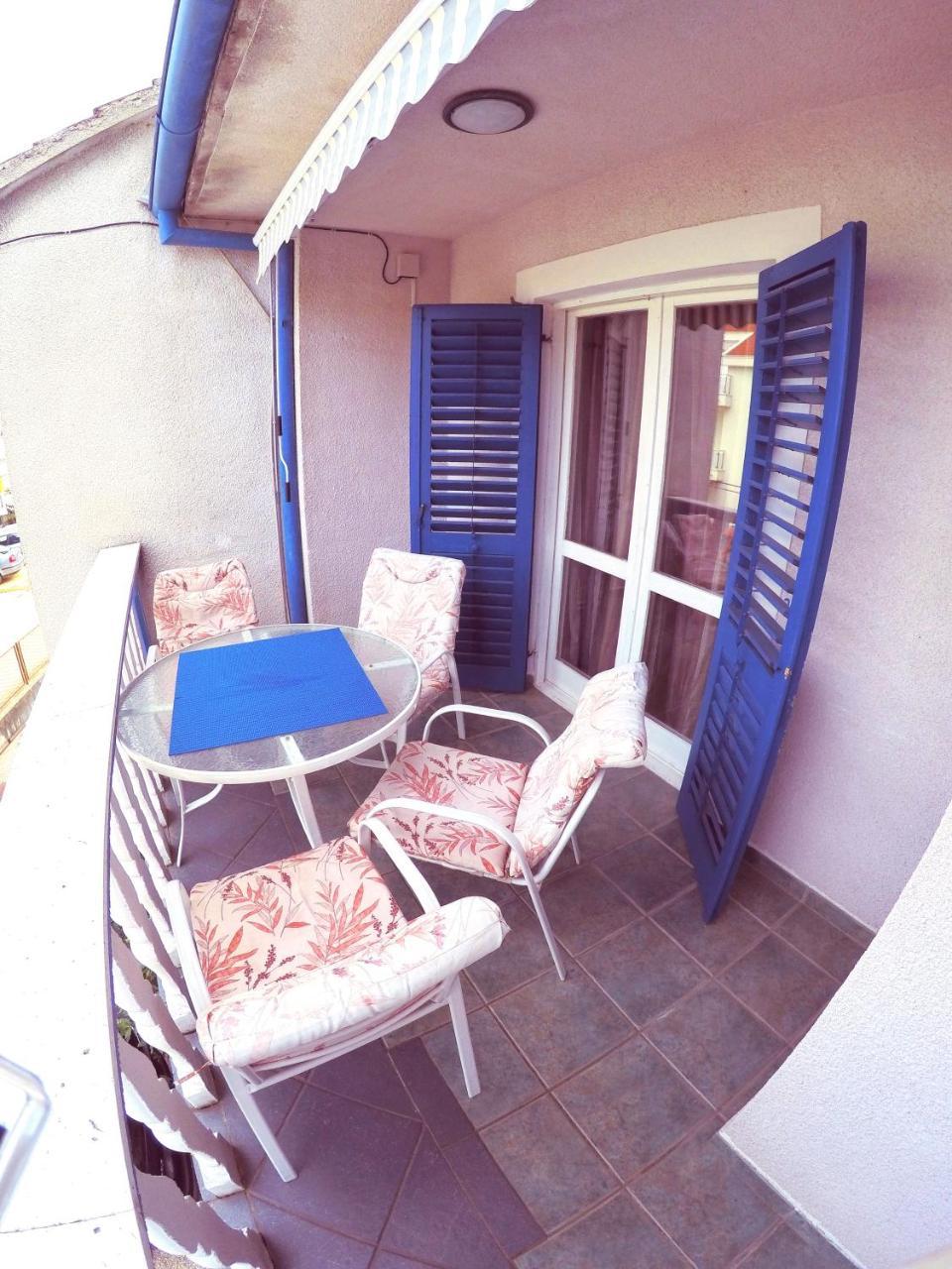 Blue City Apartment'S Repic Biograd Na Moru Buitenkant foto