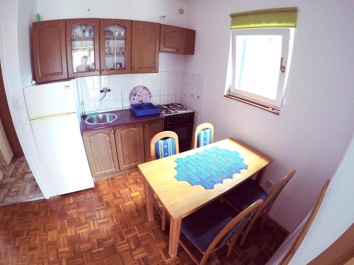 Blue City Apartment'S Repic Biograd Na Moru Buitenkant foto
