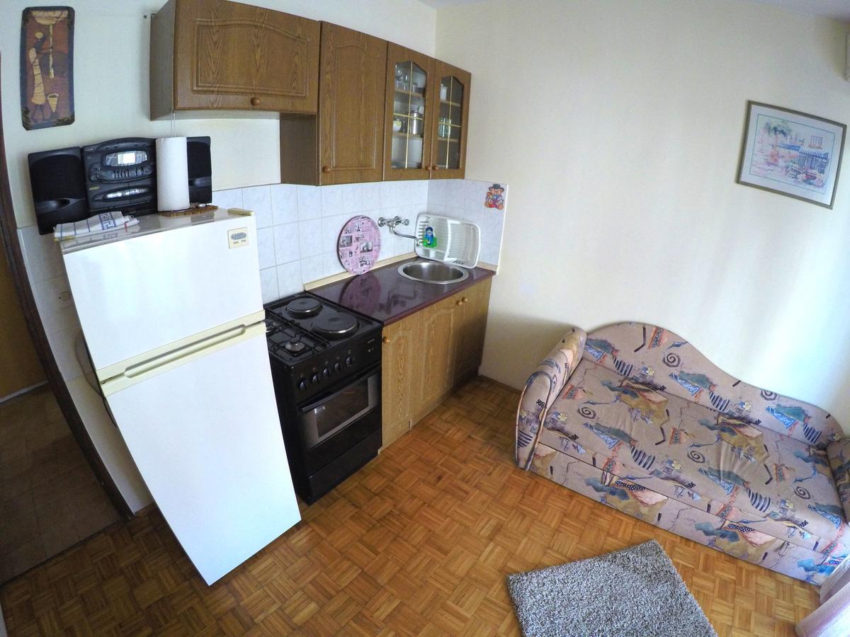 Blue City Apartment'S Repic Biograd Na Moru Buitenkant foto