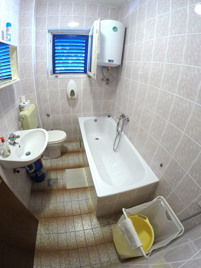 Blue City Apartment'S Repic Biograd Na Moru Buitenkant foto