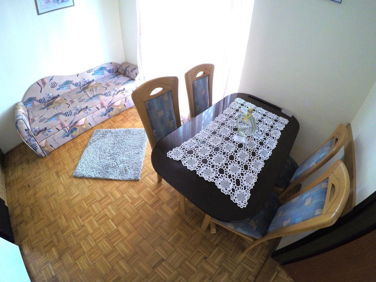 Blue City Apartment'S Repic Biograd Na Moru Buitenkant foto